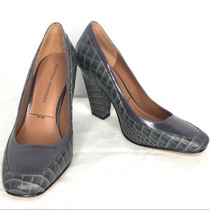 NWOT Sigerson Morrison Alligator Embossed Pumps